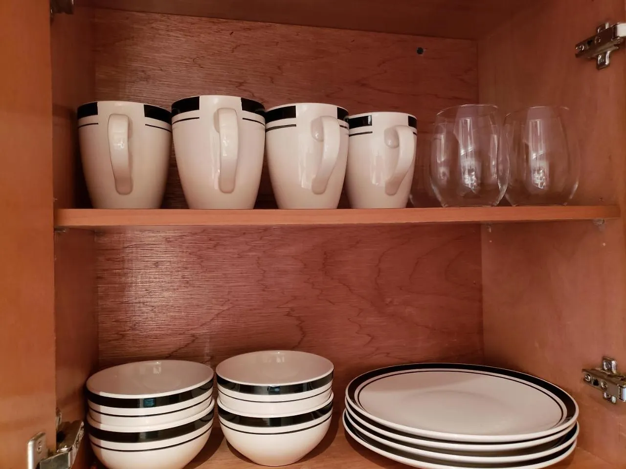 شقة Apt In San Juan, 4 Guests Max, 1 Br-1 Bth, Full Kitchen, Free Internet-Parking