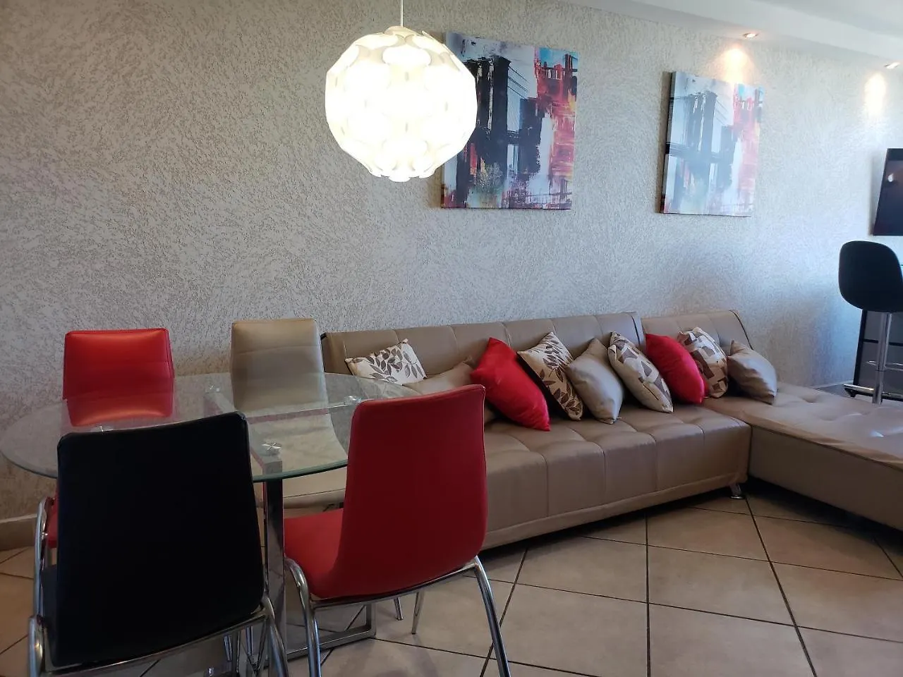 Apt In San Juan, 4 Guests Max, 1 Br-1 Bth, Full Kitchen, Free Internet-Parking بورتوريكو